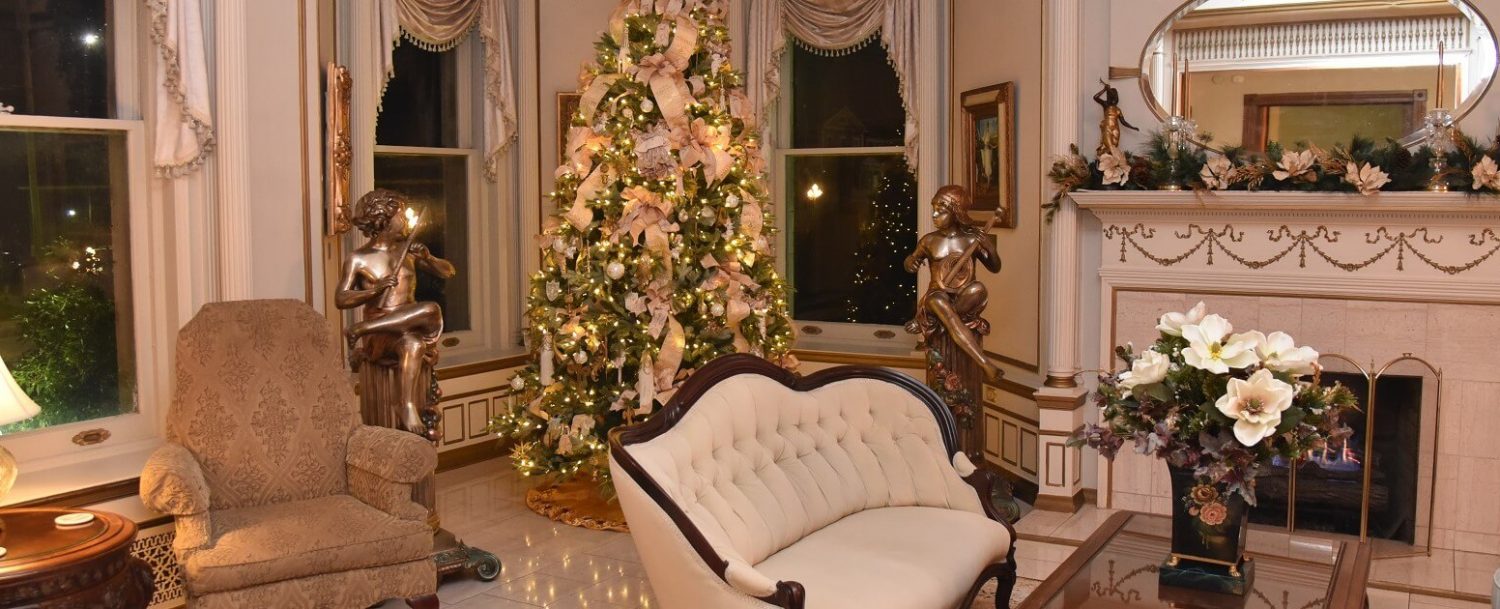 WINTER Buhl Mansion holiday parlour 1800X630 (1)