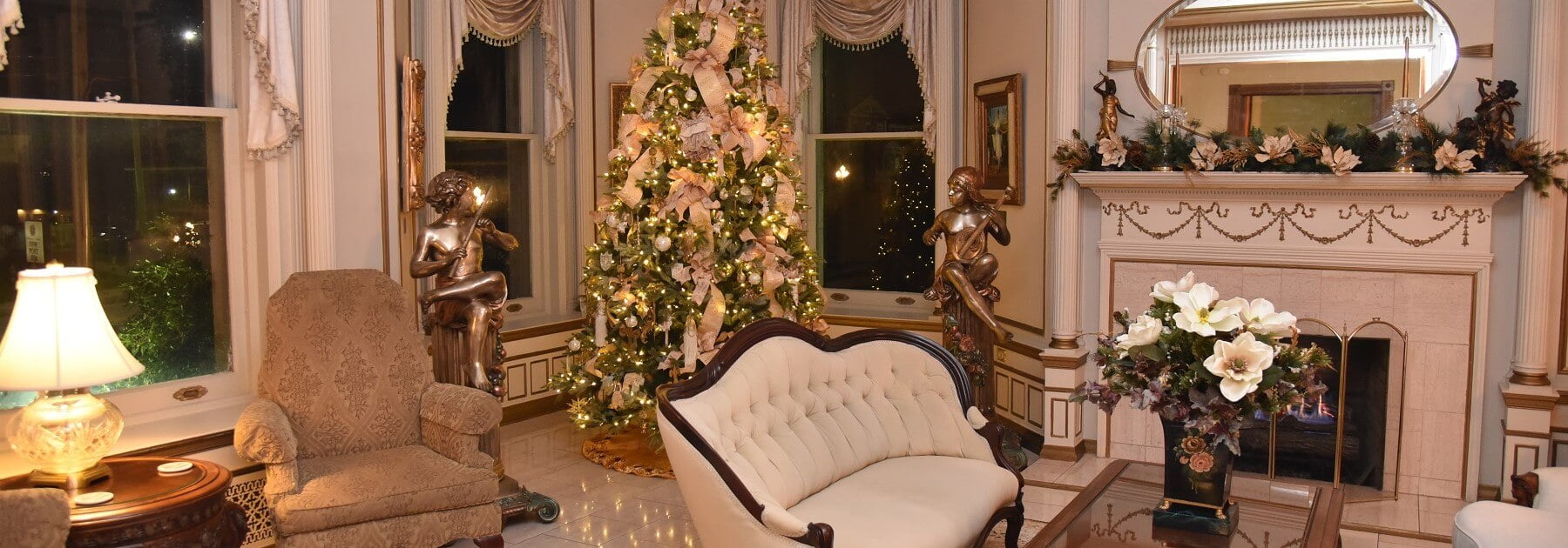 WINTER Buhl Mansion holiday parlour 1800X630 (1)