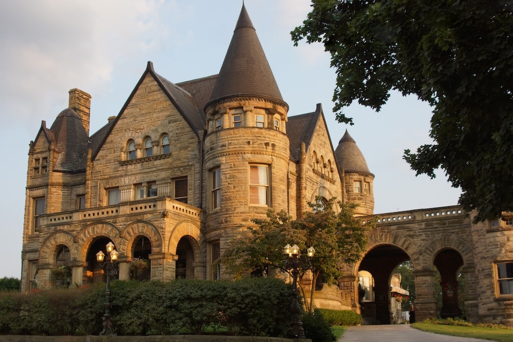 staying at Buhl Mansion is one of the best Things to Do in Pennsylvania for couples